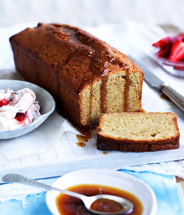 Sugar-crusted vanilla pound cake