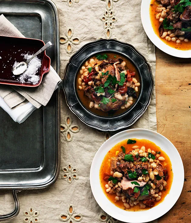 Lamb with white beans and garlic