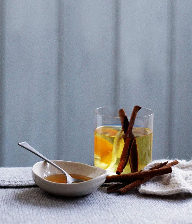 Spiced hot apple cider