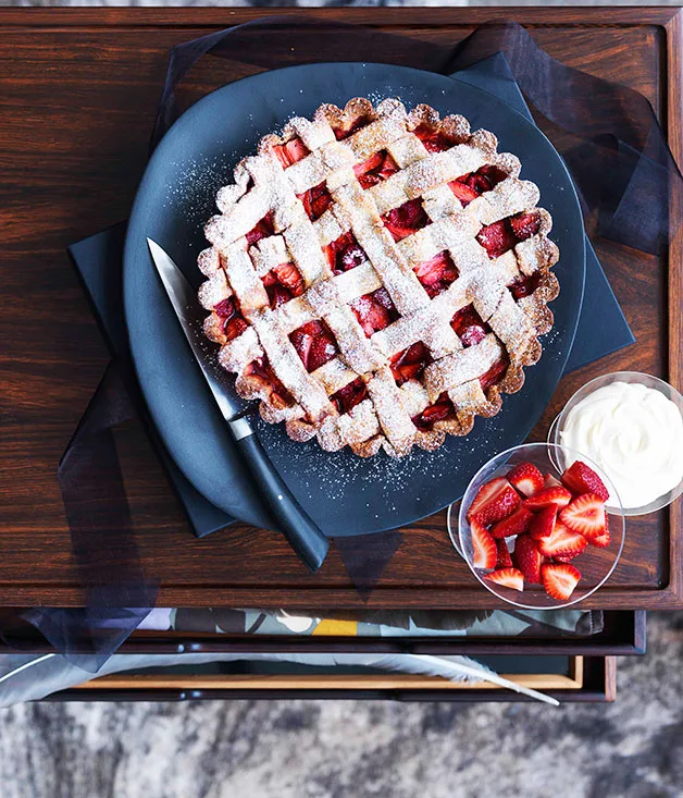 Strawberry and rose hazelnut tart