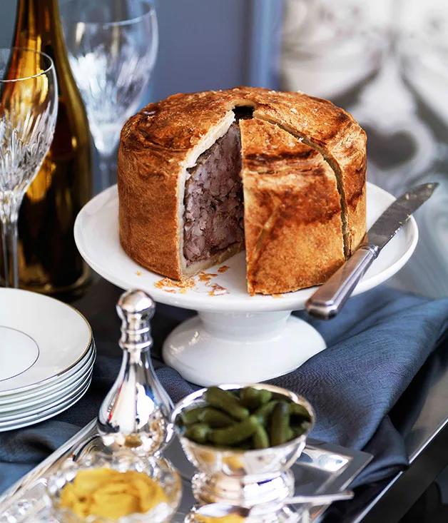 Pork and fennel raised pie