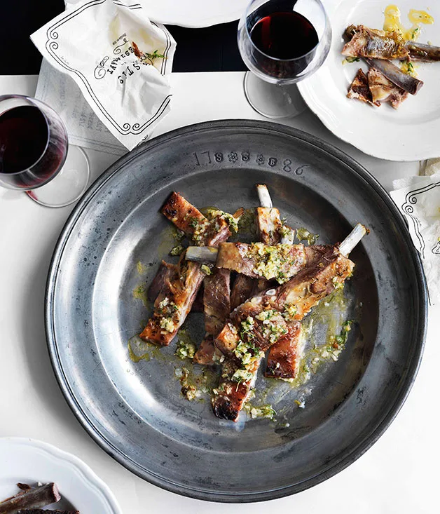Lamb ribs with garlic, lemon and thyme