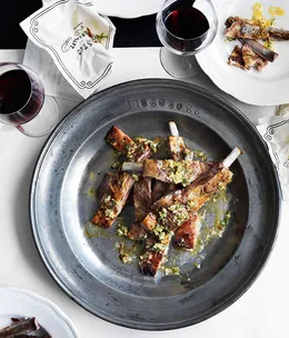 Lamb ribs with garlic, lemon and thyme