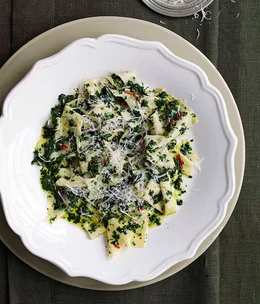 Stracci with cavolo nero and garlic