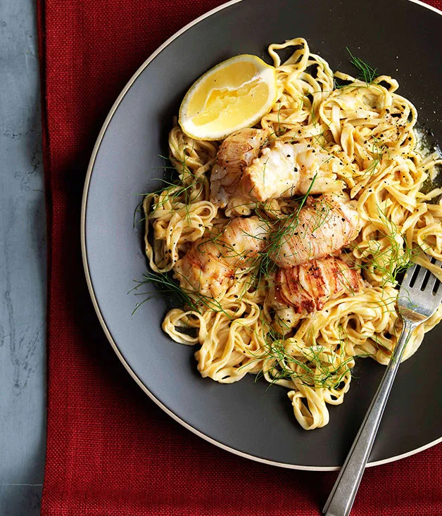 Pasta alla chitarra con ricci di mare (“Guitar” pasta with sea urchin)