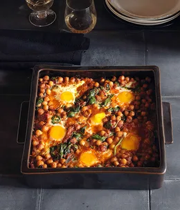 Baked eggs with chickpeas and spinach