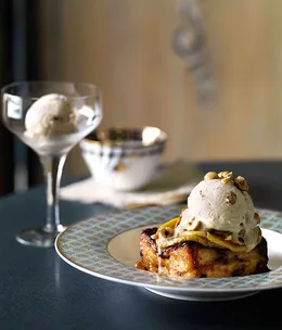 Toffee apples, pain perdu and hazelnut ice-cream