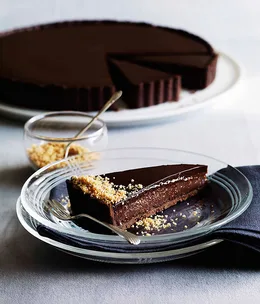 Triple chocolate praline tart