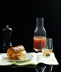 Prosciutto and mozzarella sfogliatina
