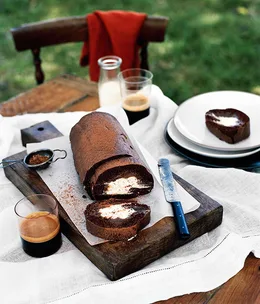 Chocolate rolled sponge with chestnut cream