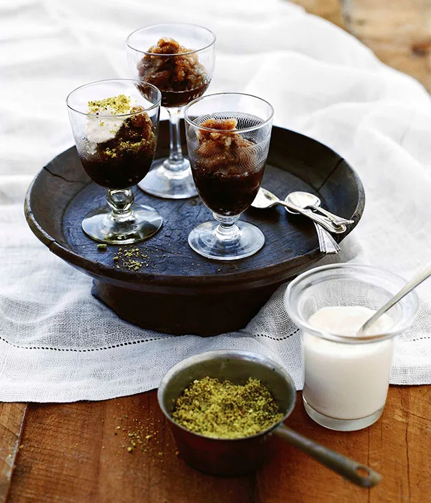 Coffee and cardamom granita with cream