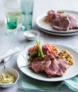 Pork shoulder with chickpeas and pickled vegetables