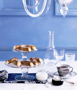 Pistachio and white chocolate cigars