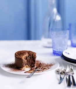 Chocolate-hazelnut dacquoise