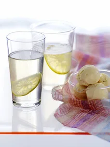 Gin and tonic jellies with elderflower ice-cream