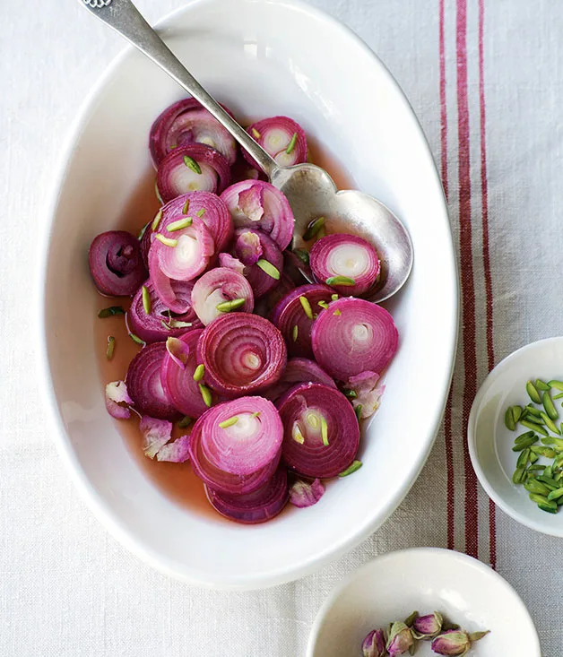 Pickled onion rings in rose vinegar