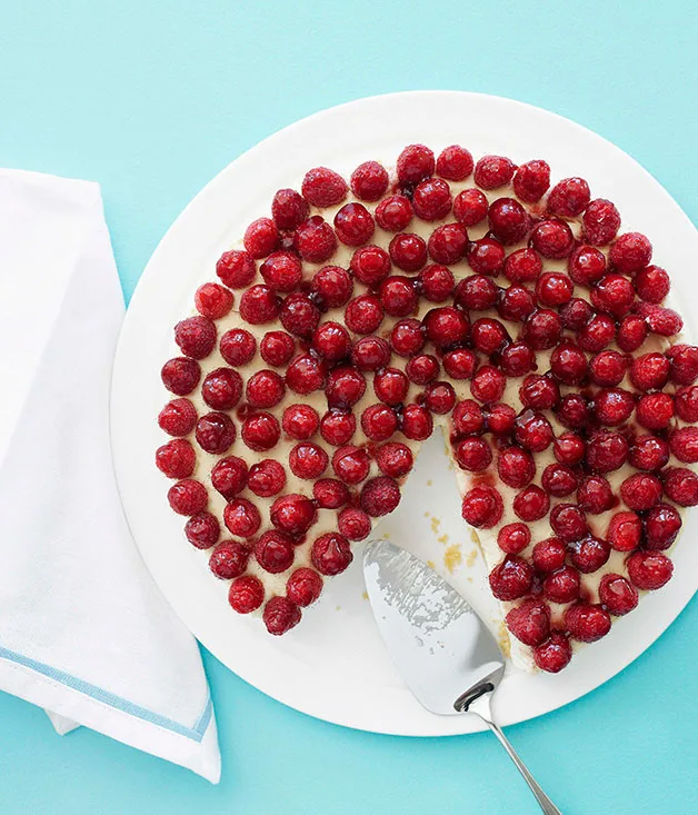 Raspberry and goat’s curd cheesecake