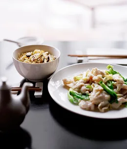 Stir-fried chicken and ginger