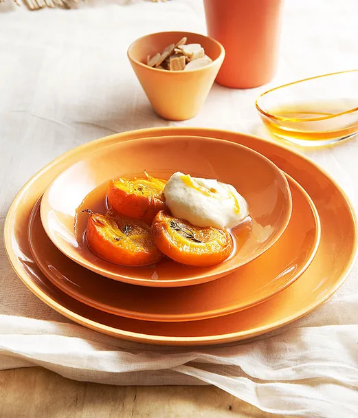 Roast apricots with apricot fool
