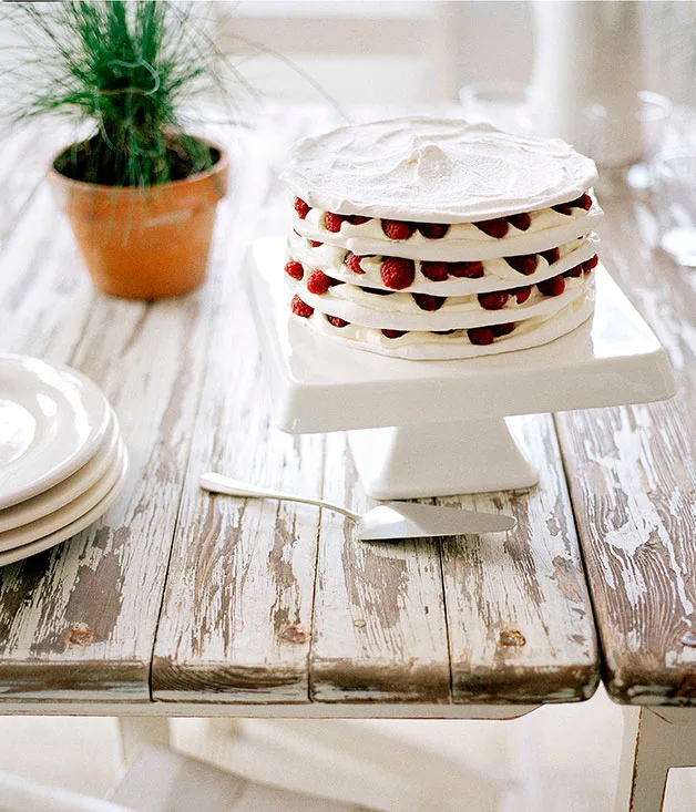 Meringue stack with raspberries and cream