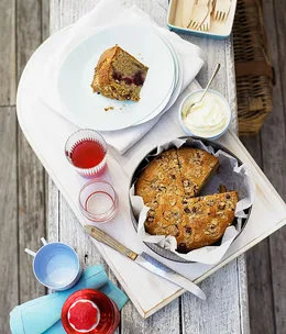Berry, hazelnut and ricotta cake