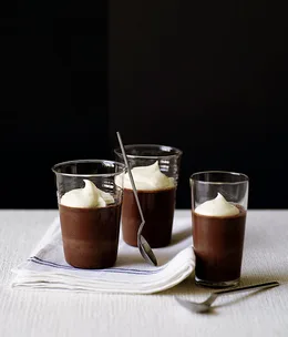 Bitter chocolate jellies with white chocolate crème fraîche