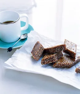 Sesame seed brittle (Cubbaita di giugiulena)