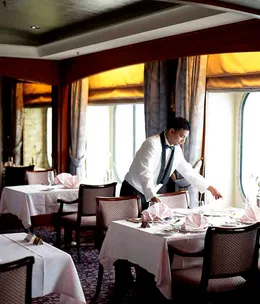 Top 10 luxury cruise companies
