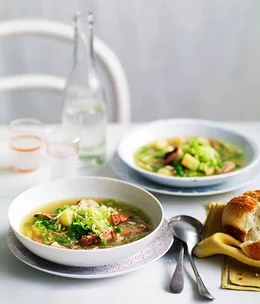 Speck, cabbage and pea soup