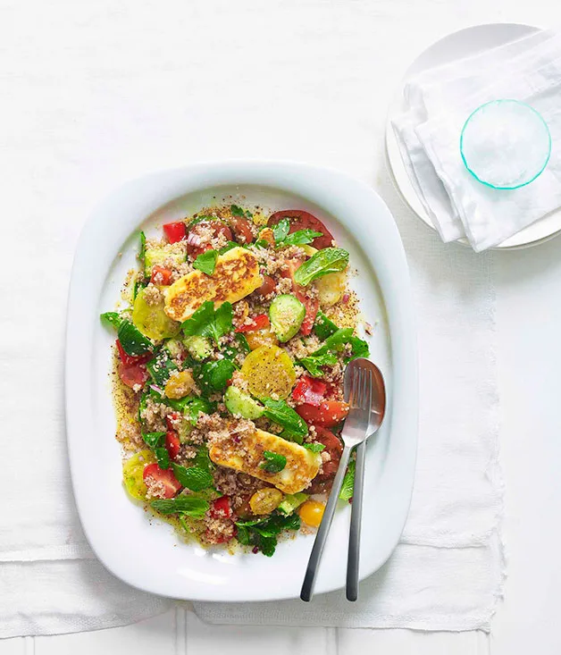 Haloumi and crushed wheat salad