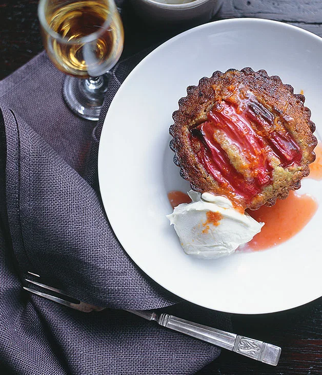 Rhubarb, pistachio and orange cakes