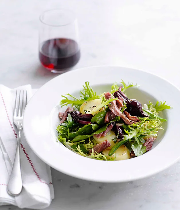 Duck confit, beetroot and green bean salad