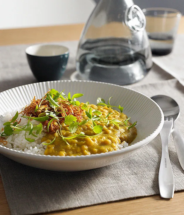 Dhal with coriander and fried onion