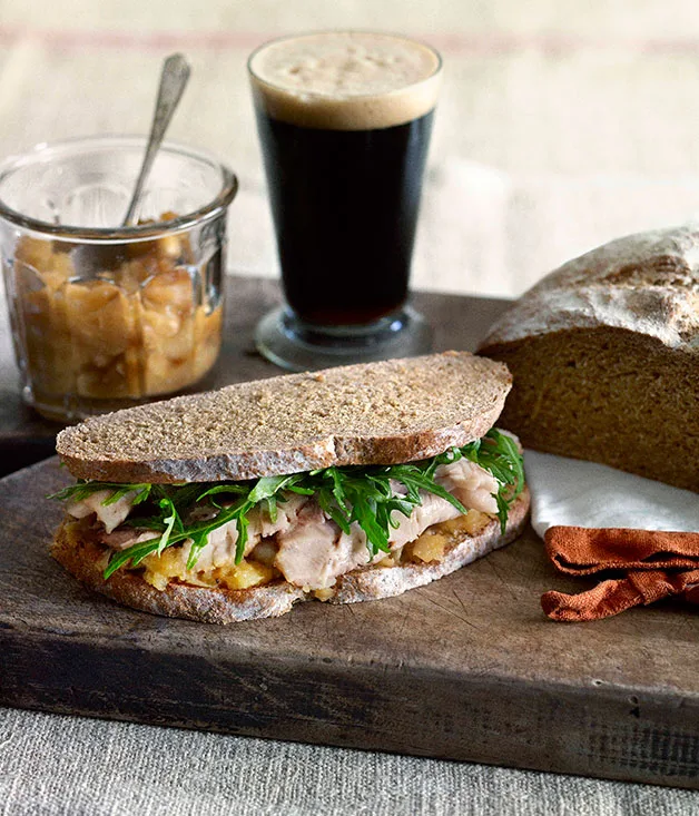 Roast pork and apple sandwich with stout