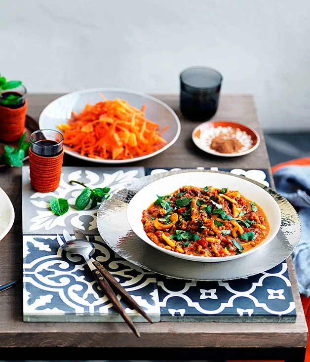 Tagine of baby squid with red pepper and tomato