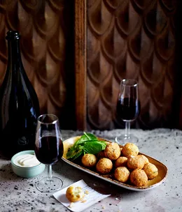 Beignets of spanner crab