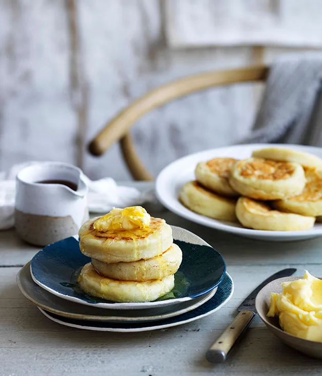 Crumpets with homemade honey butter