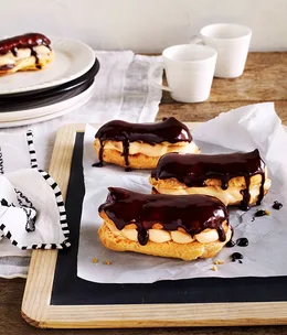 Chocolate eclairs - French recipes