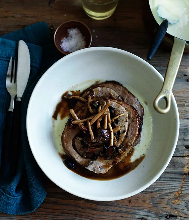 Wet-roasted veal breast with mushrooms and soubise