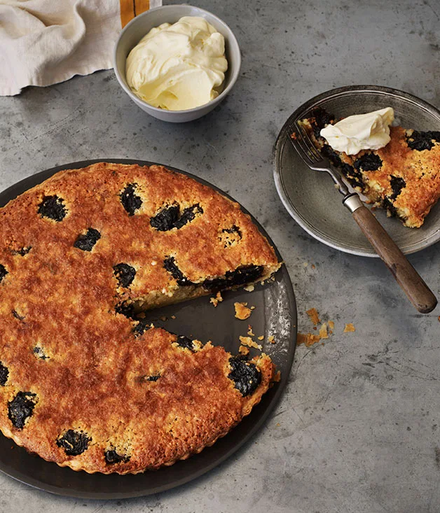 Almond, prune and rum tart