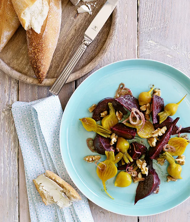 Beetroot and walnut salad