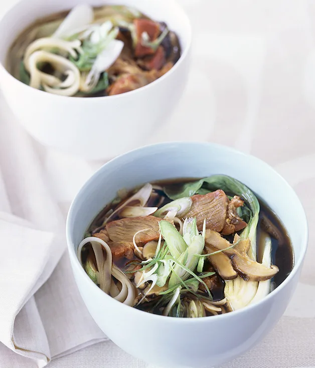 Barbecued pork and rice stick noodle soup