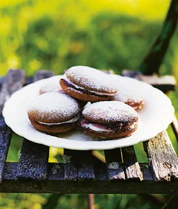 Raspberry creams