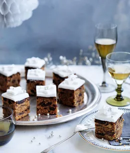 Christmas cake with fondant