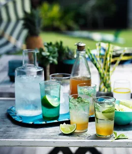 Ginger-pineapple fizz