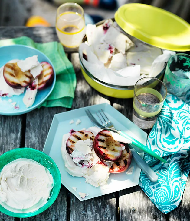 Grilled nectarines with raspberry meringue and yoghurt