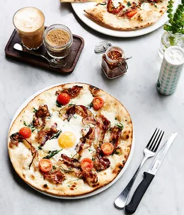 Restaurants serving breakfast