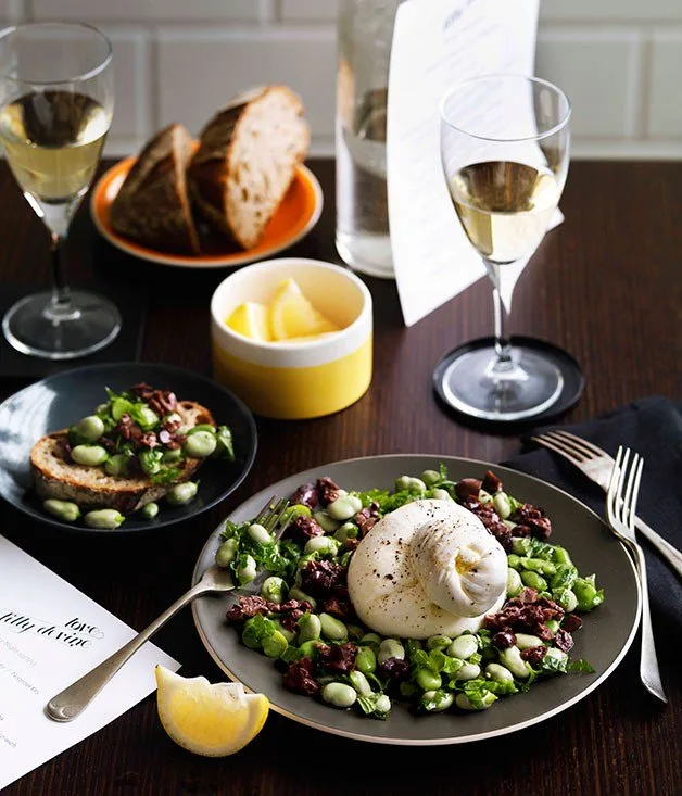 Burrata with broad beans - legume recipes