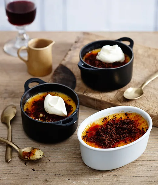 Banana-cream pie brûlées