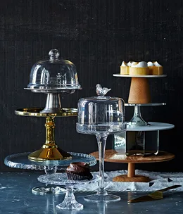 Cake stands